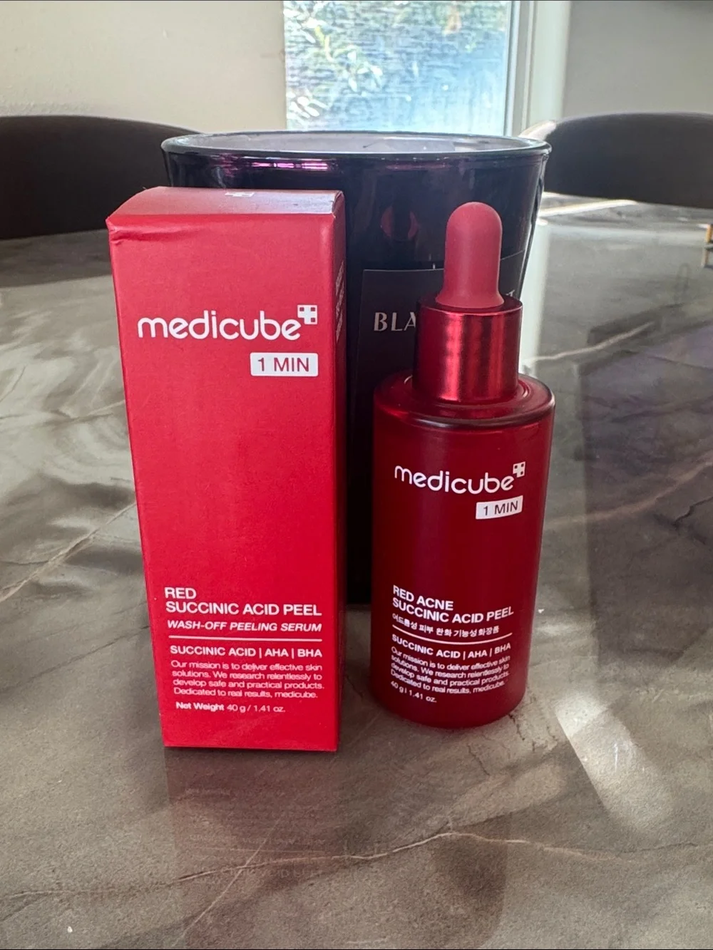 Medicube 21% Red Succinic Acid Cleansing Booster Serum